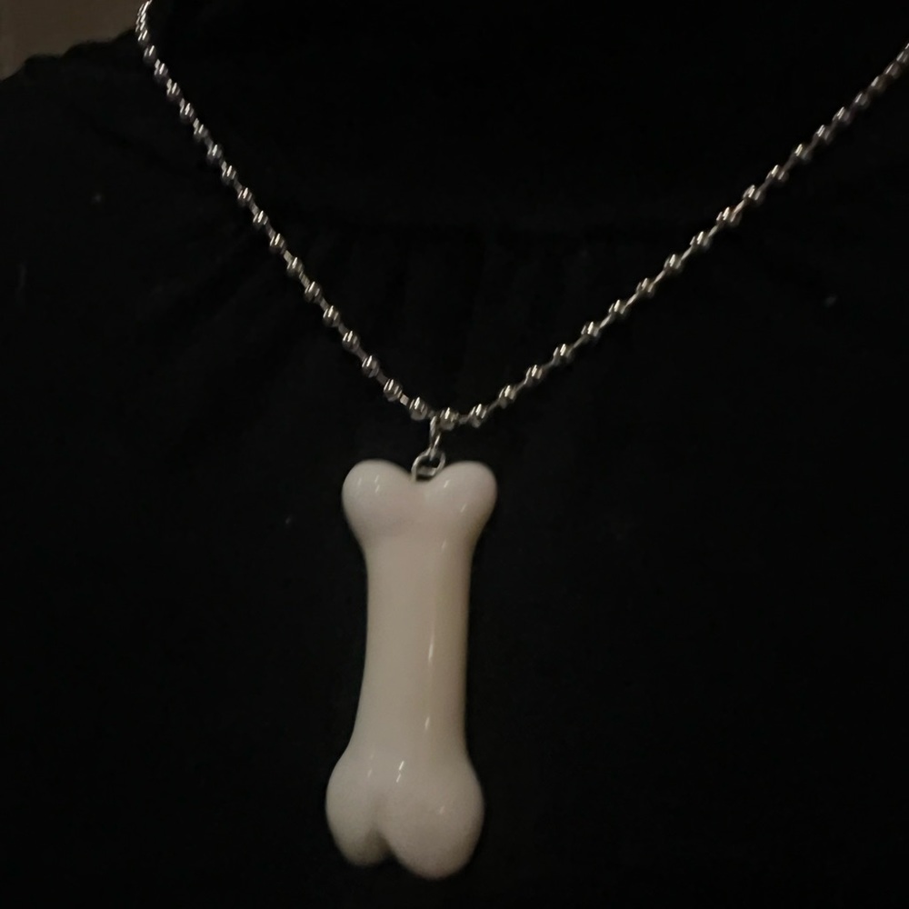 Handcrafted Necklace - Picture 3 of 3